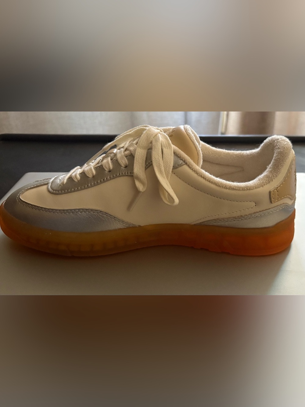 Scotch & Soda White Low-Top Sneakers with Amber Gum Sole
